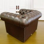 windsor-clubchair-ant-brown-Light rub off-2set